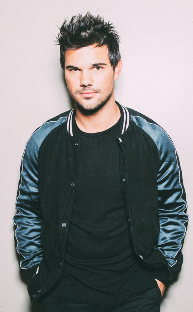 Taylor Lautner, iHeartRadio Music Festival BTS photos Taylor Lautner, iHeartRadio Music Festival BTS photos
